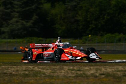 Will Power driving at Portland