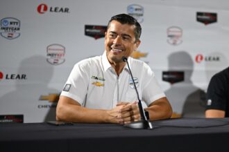 Ricardo Juncos in a press conference